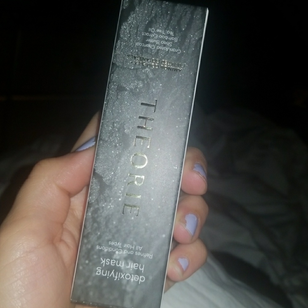 theories detoxifying hair mask